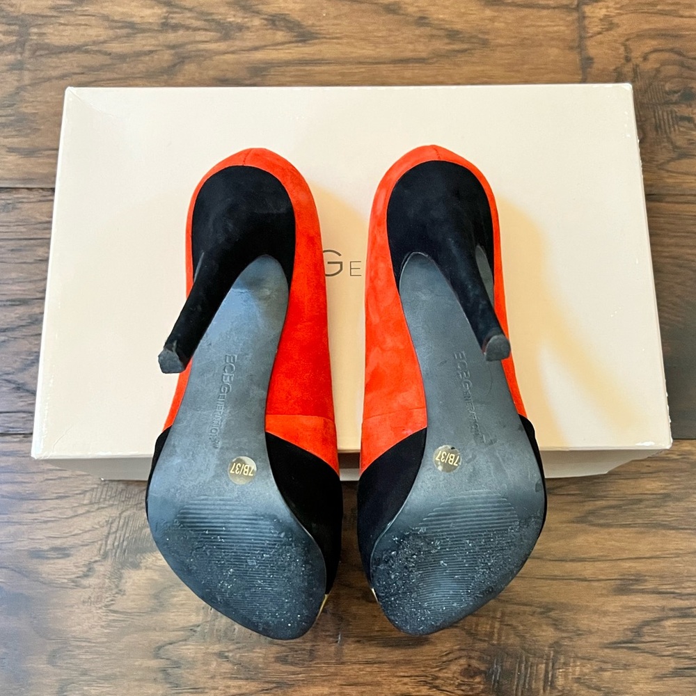 BCBGeneration PANDEE Platform Heels - Sz 7M - Picture 8 of 10
